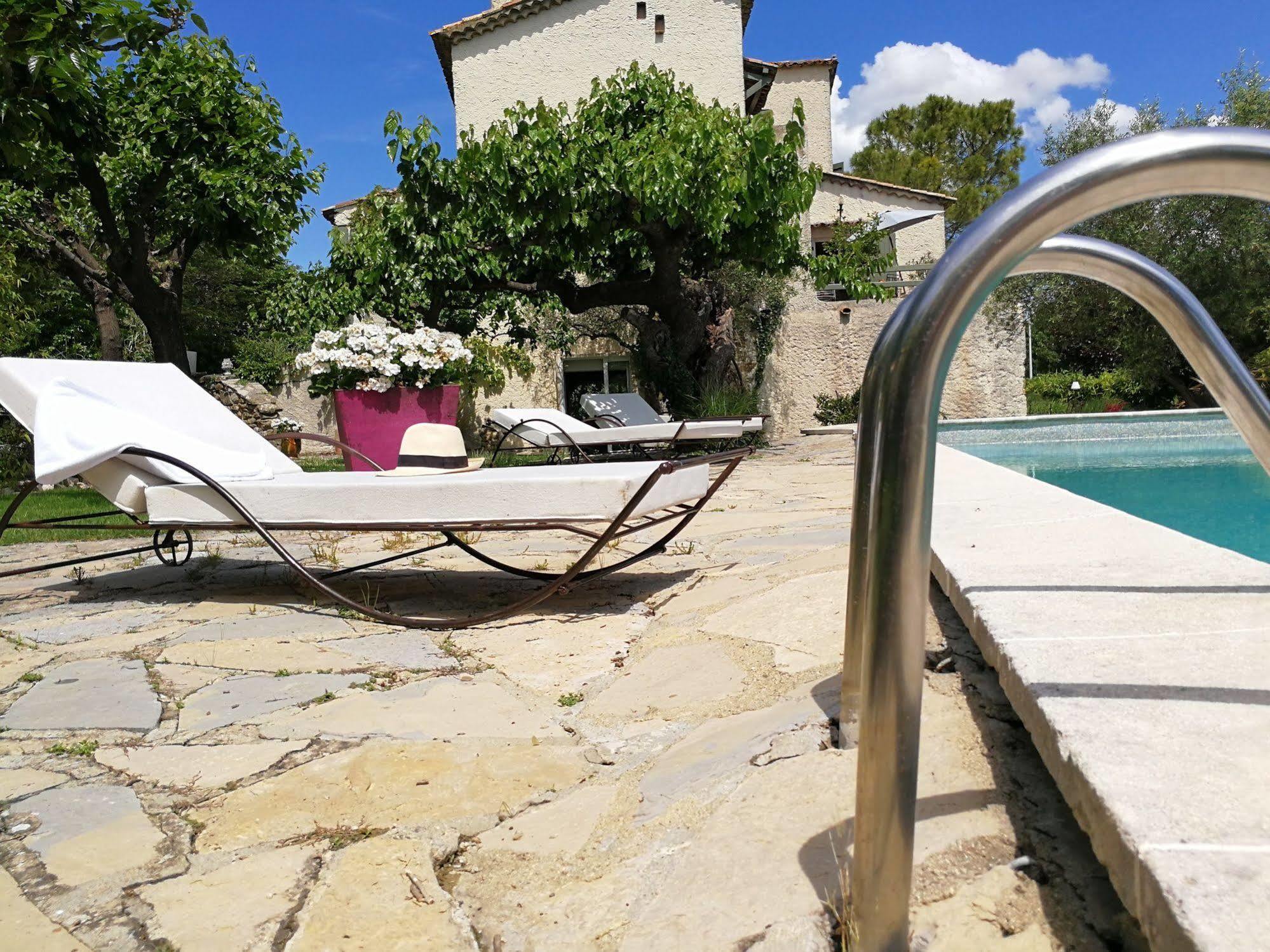 La Bastide Des Muriers Deaux Bagian luar foto